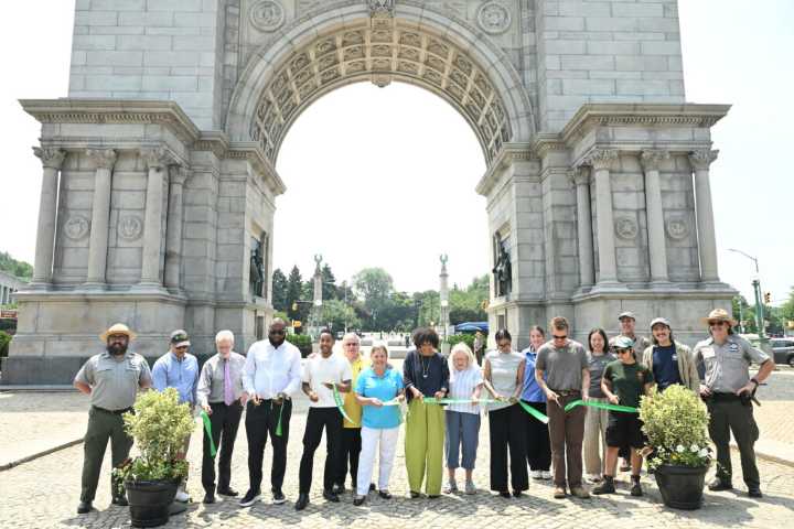 Ribbon-cutting of newly-restored Grand Army Plaza Arch