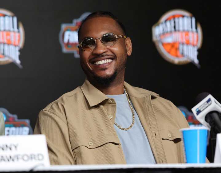 $25.1B Brand Flies Carmelo Anthony Over 11,000 KM to Shock Superfan on Day One Carmelo Anthony’s visit to China ignites unforgettable moments as $25.1B brand launch meets passionate fans and rare glob