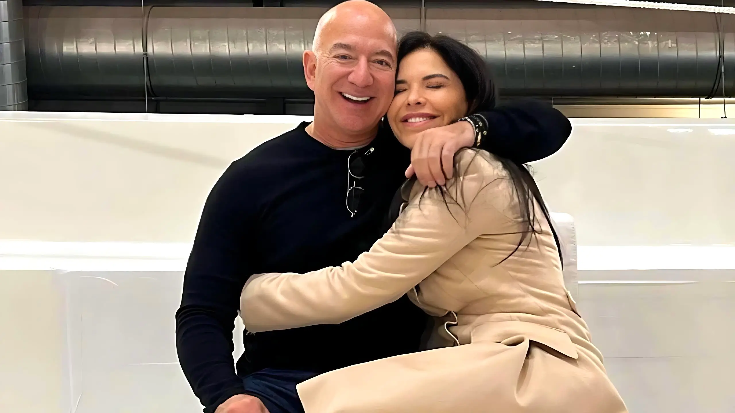 'Would Not ... Surprise Me If He Cancelled': Jeff Bezos’ Wedding to Lauren Sánchez Triggers Prenup Warnings as Expert Predicts Airtight Deal to Protect His Billions