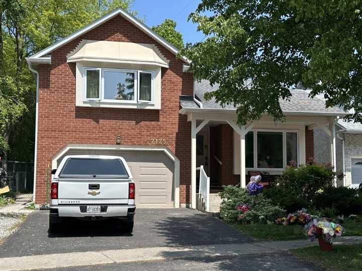 New details emerge about woman stabbed in Pickering, Ontario