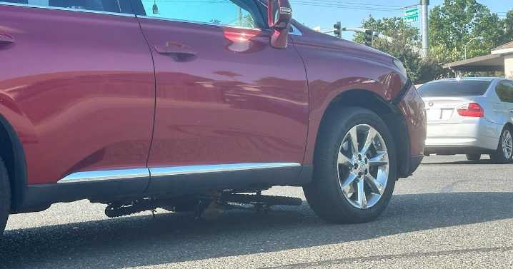 Elk Grove elementary student struck by vehicle while on his way to school