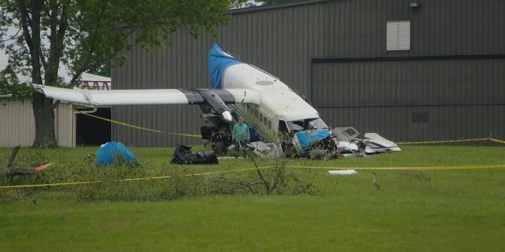 Six people hospitalized after skydiving plane crashes in Tennessee
