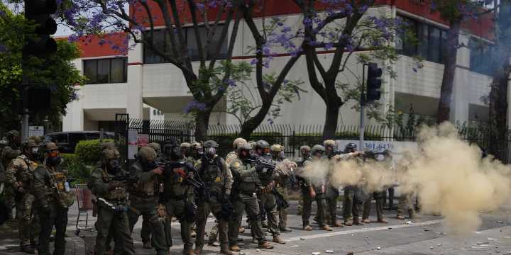 Immigration authorities extend activity in Los Angeles area amid street protests