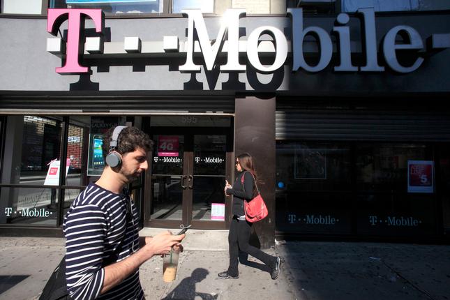 Santa Clara County sues local Metro by T-Mobile stores in ‘groundbreaking’ wage