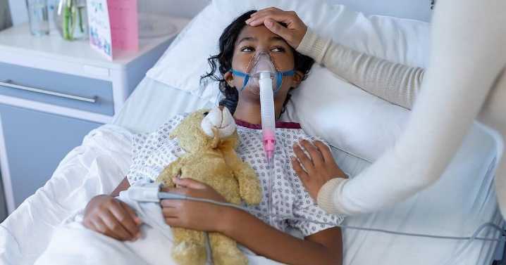 How Does A Pregnant Woman's Weight Influence Her Child's Infection Risk?