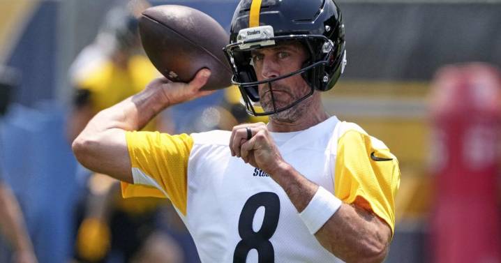Aaron Rodgers is off the free agent and dating markets. Steelers QB says he recently got married