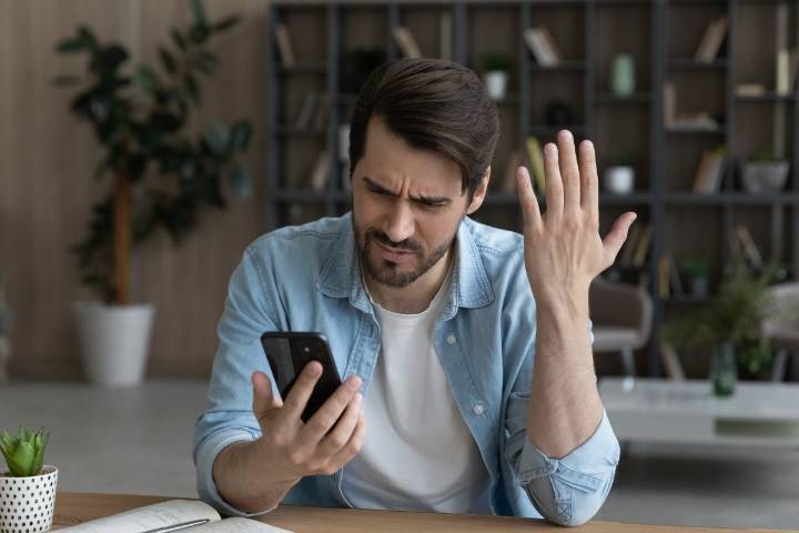 7 Formas de saber si alguien está espiando tu celular
