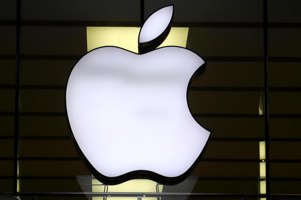 Apple loses fourth AI researcher in a month to Meta’s superintelligence team