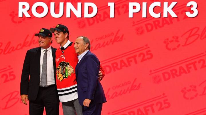 Blackhawks reach entry-level deal with No. 3 pick Anton Frondell