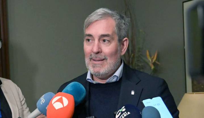 Clavijo califica como “muy graves” los hechos en el centro Quorum Social 77 y denuncia la saturación del sistema