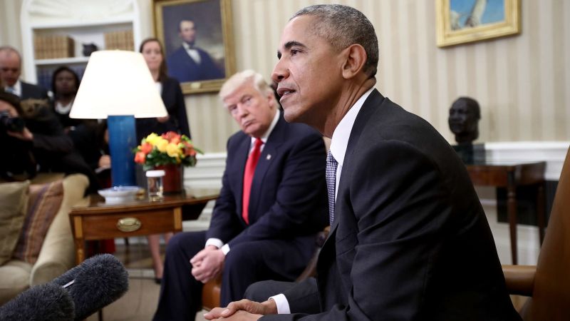 El presidente Trump lanza duras críticas contra el expresidente Obama