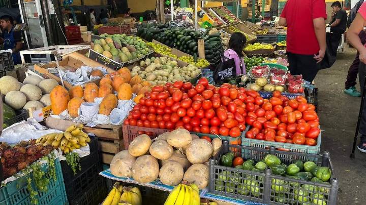 Lluvias y aranceles serían las causas que afecten las ventas en mercados de Orizaba