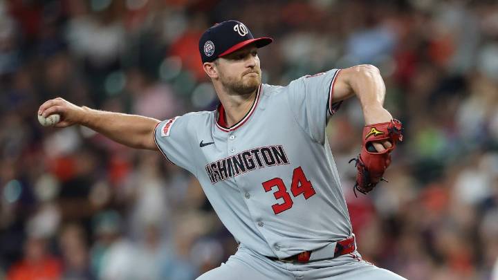 Michael Soroka leaves Reds vs. Cubs game after 2 innings