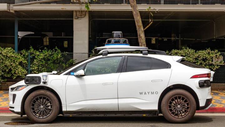 Waymo traerá taxis sin chofer a Texas: ¿qué pasará con los 220,000 conductores que viven de manejar?