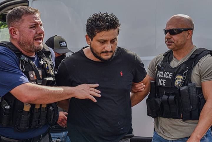 ICE arrestó a 1,361 inmigrantes en Houston durante junio