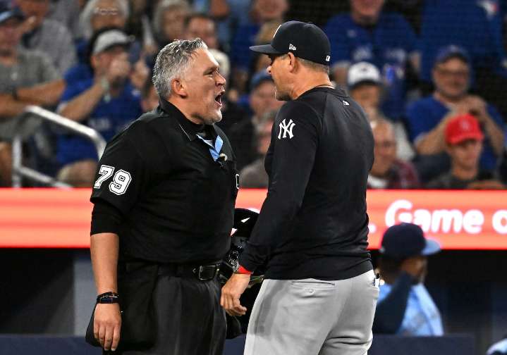 Yankees’ Aaron Boone on ejection: Ump flipped out on me!