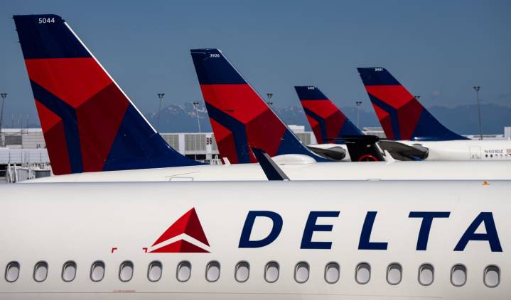 Pilot arrested at SFO charged with 24 felonies related to alleged child sex abuse