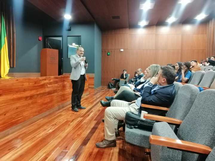 Foro: Reforma al Sistema de Salud en Colombia, ¿En qué vamos?
