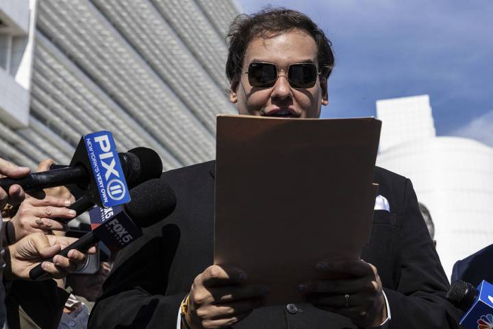 George Santos comenzará a purgar su condena de más de siete años por fraude