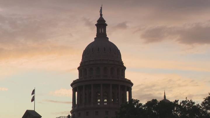 Texas Democrats weigh walkout amid redistricting disputes