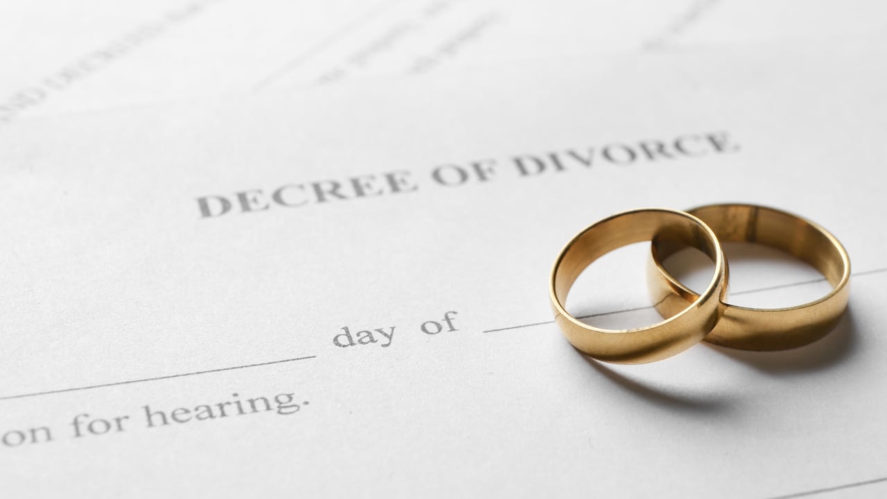 Misogynistic content is winning over married men and leading to divorces: lawyer