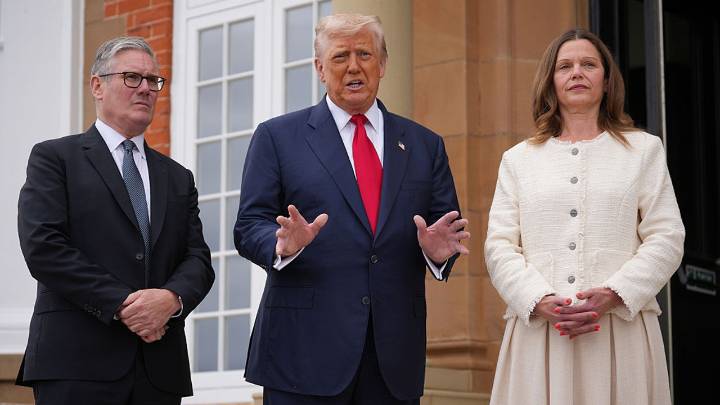 Trump sets new ceasefire deadline giving Russia less than two weeks to end Ukraine war