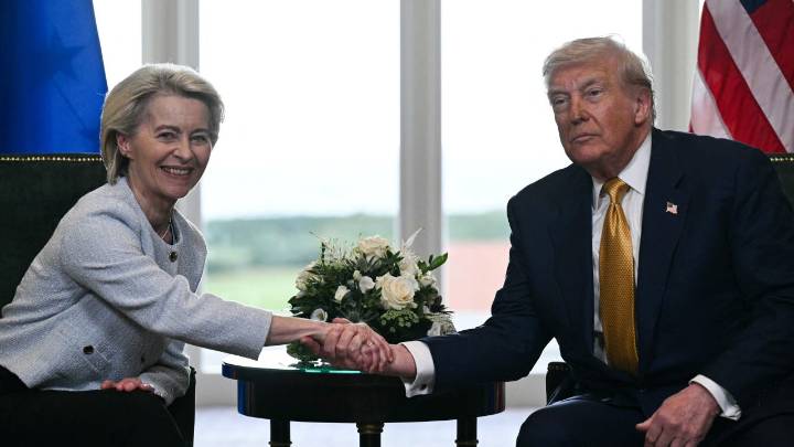 Trump announces trade deal with European Union