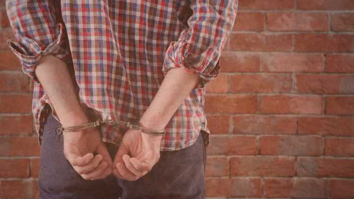Detienen a 5 extorsionadores por pedir “cuotas” en Edomex