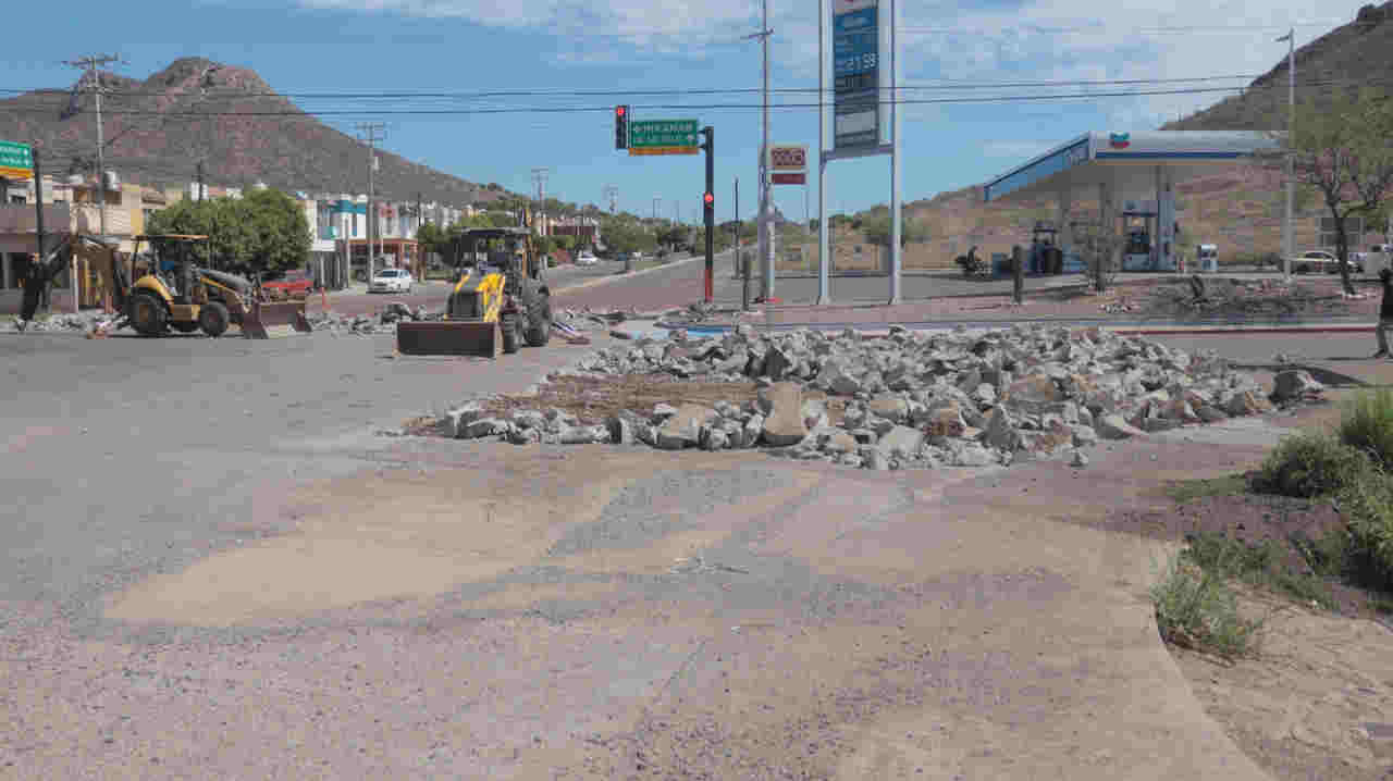 Inicia Ayuntamiento de Guaymas obra de pavimentación en sector Las Colinas