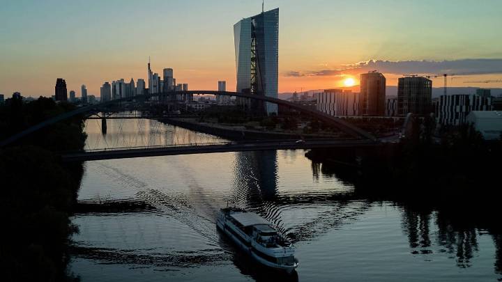European Central Bank leaves interest rates unchanged as it assesses impact of Trump tariffs