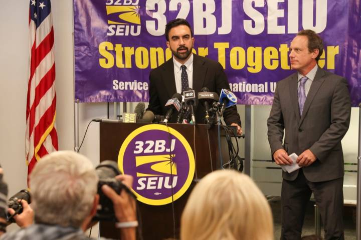 Candidato a alcalde de Nueva York Zohran Mamdani pide endurecer control de armas de asalto