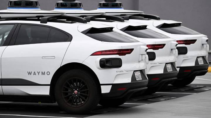 Waymo bringing robotaxis to Dallas, partnering with Avis to improve road safety