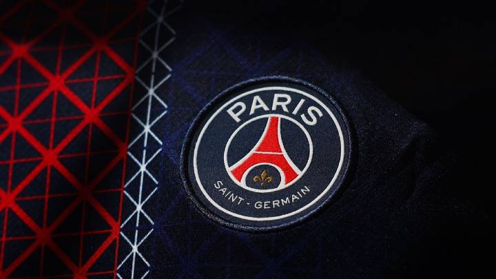 PSG fined for fan misconduct and UEFA mafia banner at final