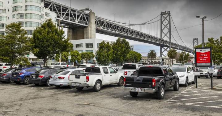 SF firm splits office plan from bayside housing development