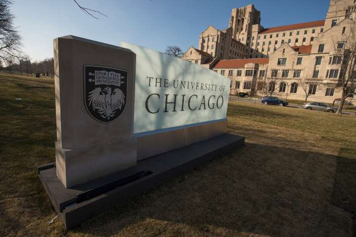 La Universidad de Chicago teme perder 6,000 estudiantes chinos bajo la lupa del gobierno Trump