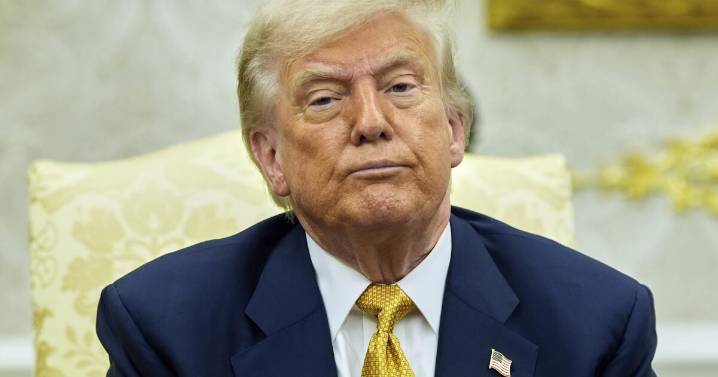 Trump dice que es “muy poco probable” que despida a Powell de la Fed tras sugerirlo en privado
