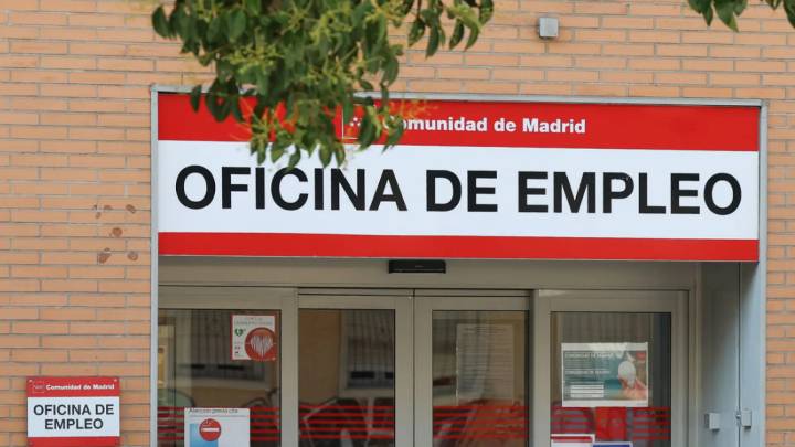 El paro baja en España y se logra un máximo de 22 millones de ocupados