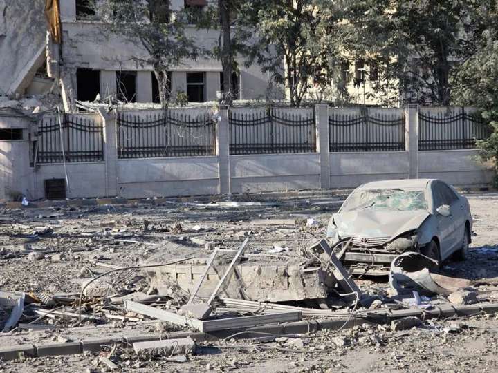 Israel lanzó ataques aéreos contra la zona del palacio presidencial de Siria