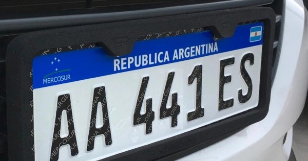 Piden explicaciones por falta de patentes en todo el país