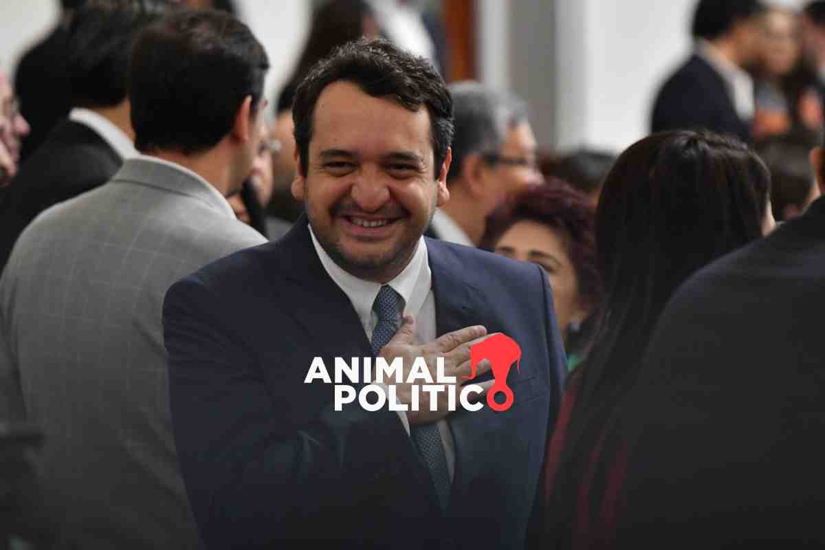 "El poder se ejerce con humildad", dice Sheinbaum sobre viaje de lujo de Andrés López Beltrán