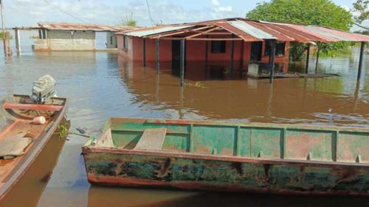 Autoridades venezolanas en estado de máxima alerta ante el incremento del caudal del río Orinoco en Bolívar
