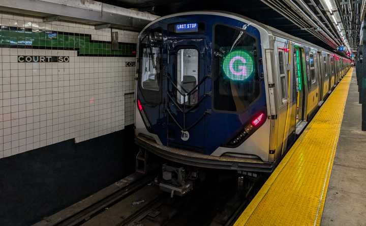 G train signal upgrades delayed until 2029