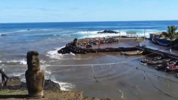 Chile mantiene el alerta roja por tsunami en zonas costeras y hay más de 1,5 millones de evacuados