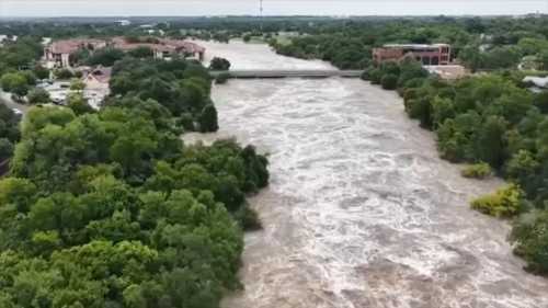 Texas flooding: Governor calls special legislative session for emergency planning