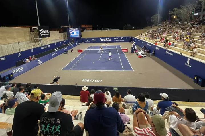 Alex Hernández avanza en el Abierto de Tenis Los Cabos; Rodrigo Pacheco cae en dobles