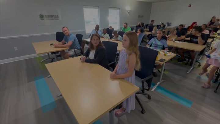 Kids argue cases in mock courtroom setting in front of Lee County judge 