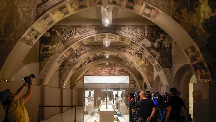 La jueza da siete meses al Museo Nacional de Arte de Cataluña (MNAC) para devolver las pinturas murales al Monasterio de Sijena