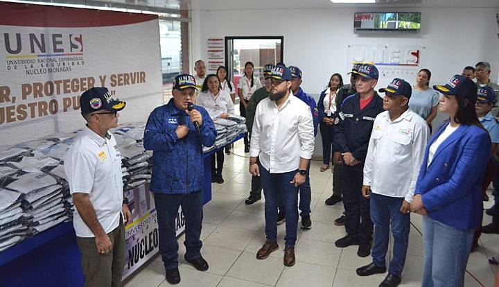 Ministro Diosdado Cabello inauguró sede de la Unes en Monagas