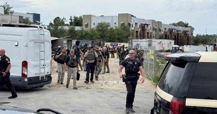 ICE arrests of immigrants without criminal convictions or charges surge in Florida