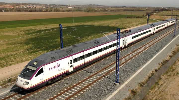 Solucionada incidencia que provocó retrasos en la alta velocidad Madrid